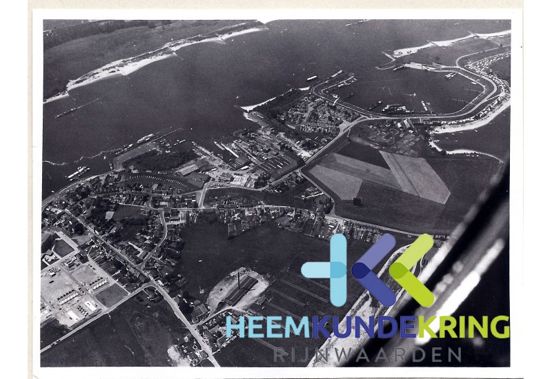 Tolkamer -Tuindorp 13-06-1974 Luchtfoto Col. G,B,Janssen